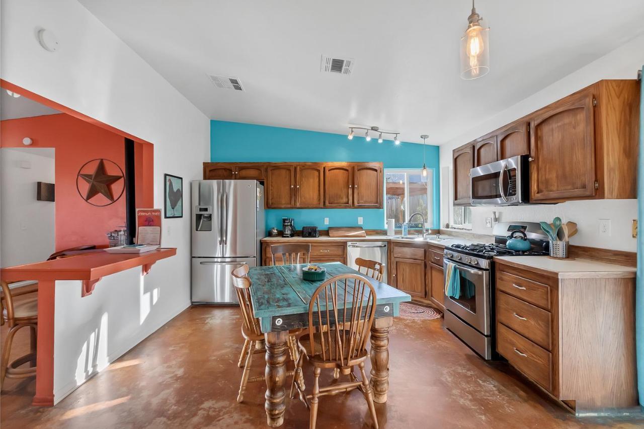 Cozy Desert Retreat With Amazing Views Only 4 Miles To Jtnp Joshua Tree Bagian luar foto