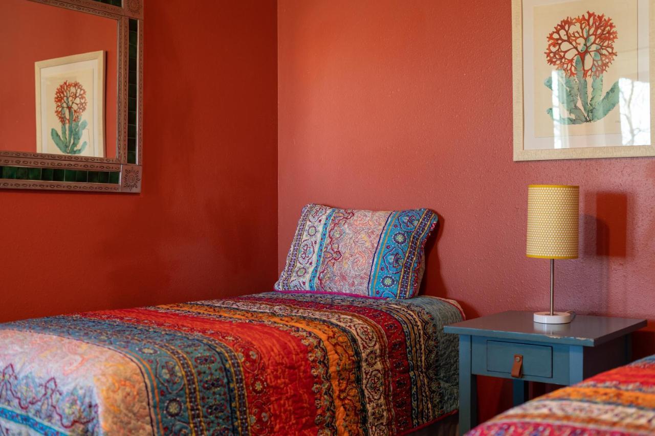 Cozy Desert Retreat With Amazing Views Only 4 Miles To Jtnp Joshua Tree Bagian luar foto