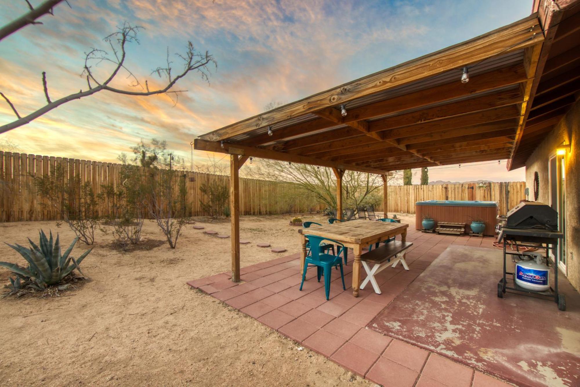 Cozy Desert Retreat With Amazing Views Only 4 Miles To Jtnp Joshua Tree Bagian luar foto
